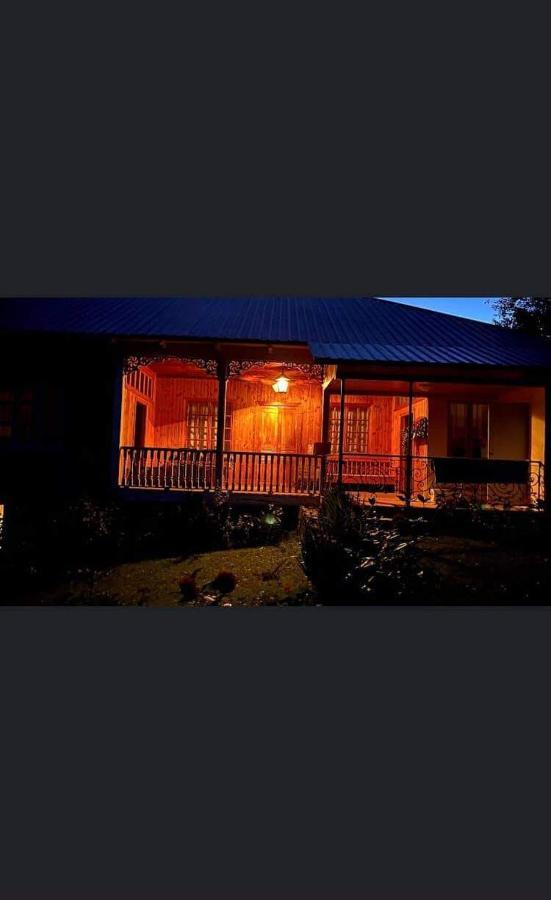 Guest House Lailashi Surmushi Kültér fotó